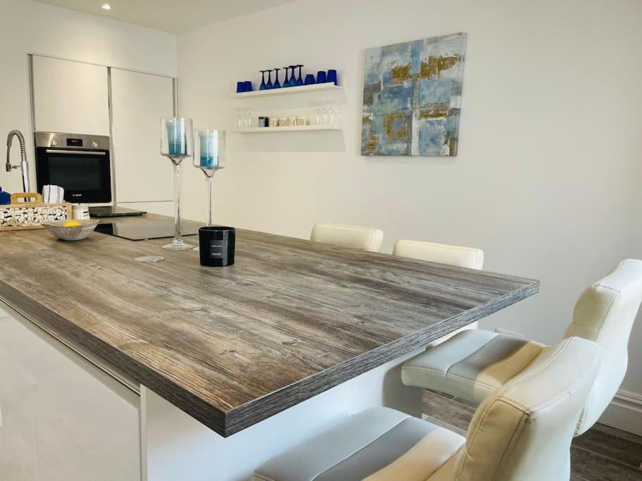 Summer Breeze Apartment, In The Historic Centre Of لاغوس المظهر الخارجي الصورة