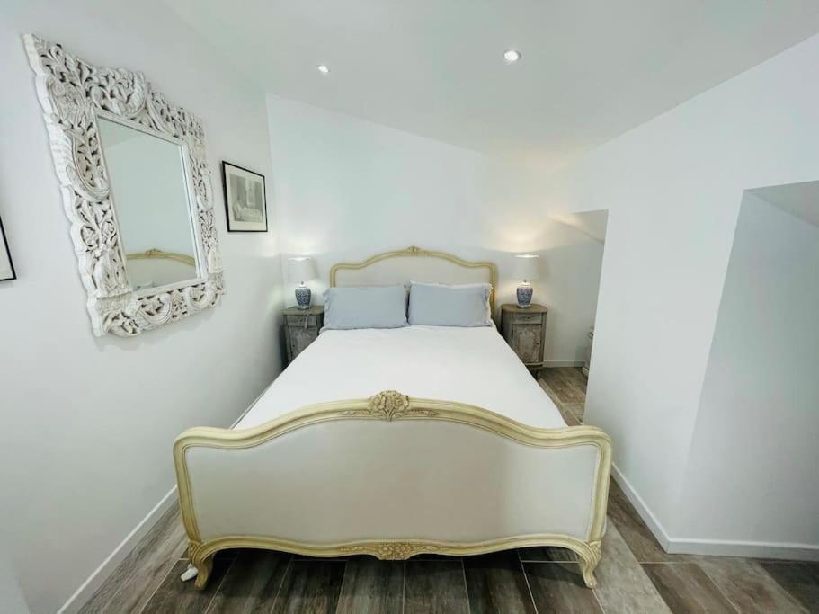 Summer Breeze Apartment, In The Historic Centre Of لاغوس المظهر الخارجي الصورة